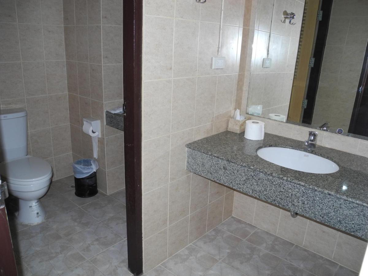 Star Bright Court Hotel Chiang Rai Bagian luar foto
